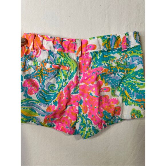 Lilly Pulitzer Girls Shorts in Floral Classic Lilly Print Cotton, Size 8 - Picture 4 of 6